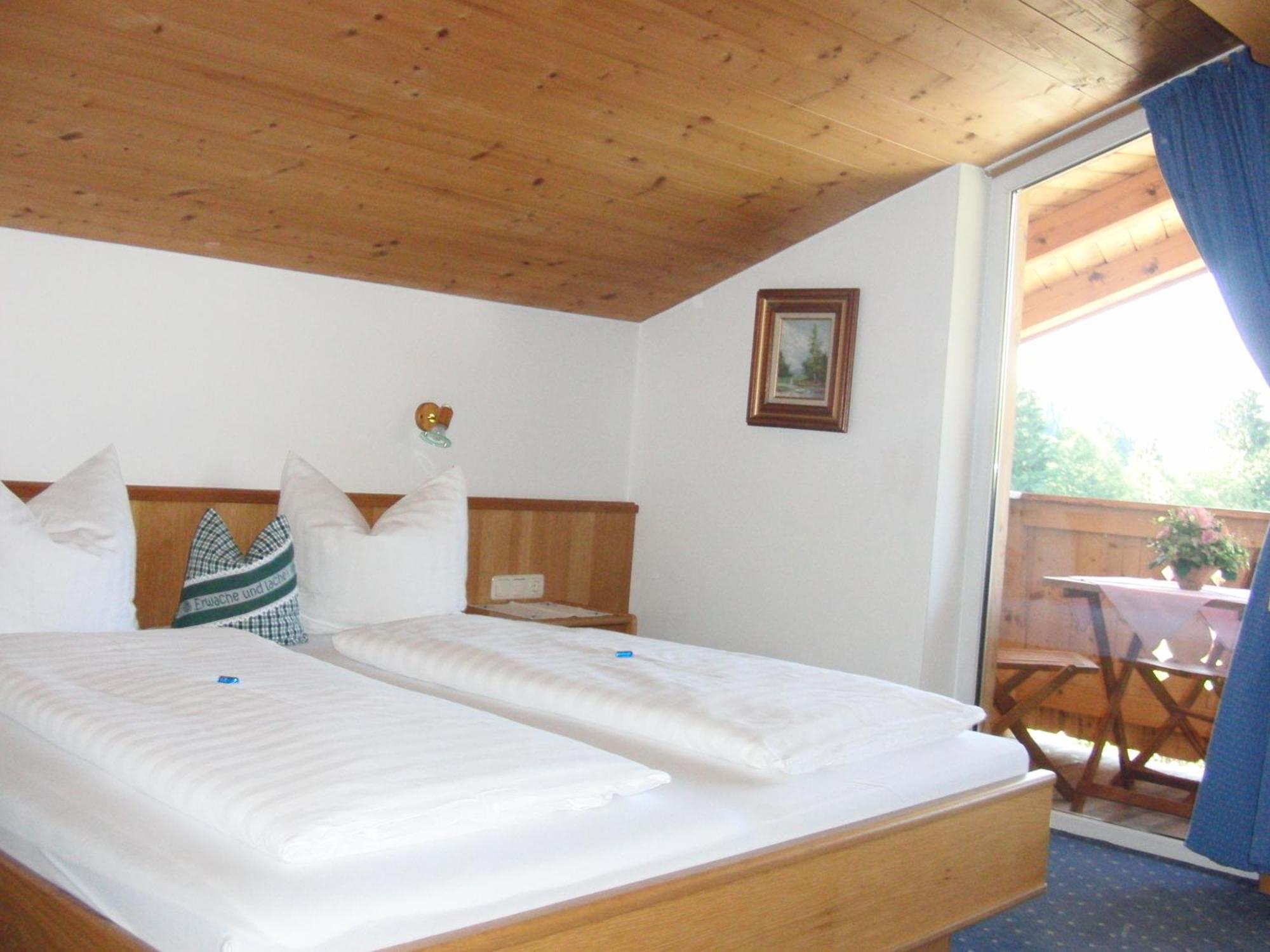 Hotel-Pension Heike คิทซ์บือห์ ภายนอก รูปภาพ
